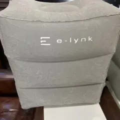 エアークッション 車　飛行機　職場での足元のクッション