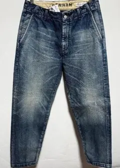 Item thumbnail for item 4b02833c-3d73-4b0f-9bbb-83a459ae3ae7