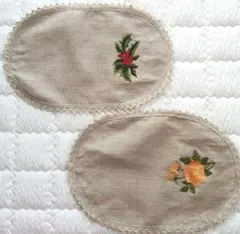 未使用 ヴィンテージリネンのマルチマット 刺繍 麻のレース 蚤の市 ドイツ