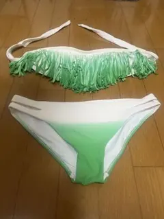 緑　ビキニ