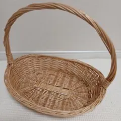 大きな天然素材のバスケット【持ち手付き】