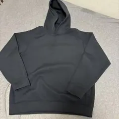 ユニクロ　ドライストレッチスウェットパーカー　黒