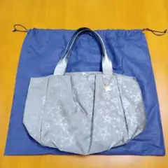 美品 ラシット トートバッグ シルバー ナイロン 牛革のサムネイル