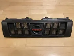 日産 キックス ワンオフ ラジエーターグリルのサムネイル