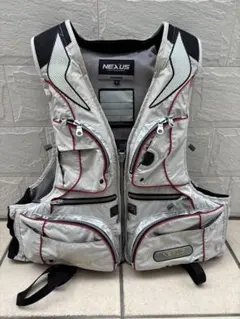 Item thumbnail for item f31ab2f1-571a-4e41-800b-51eacefe2083