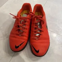Nike フットサルシューズ ジュニア