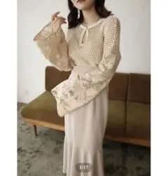 2026年最新】acka flare sleeve ami topsの人気アイテム - メルカリ