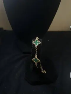 【ラスト1点】クローバー ブレスレット ゴールド　グリーン