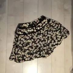 ジルスチュアート★掲載シルク混人気完売花柄キュロットスカート　ショートパンツ格安のサムネイル