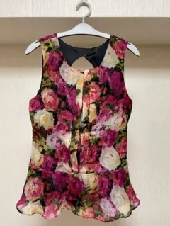 エモダEMODA✴️バラ柄 花柄 ノースリーブ ぺプラム ブラウス フェミニン