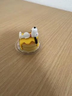 スヌーピー パンケーキ型カプセルトイ