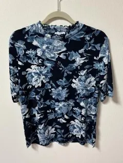 目立った汚れ無し CLOSHI 半袖の紺色花柄シャツ Ｌサイズ