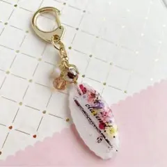 【3817】バスクラ キーホルダー カラフルドライフラワー入り バスクラリネットのサムネイル