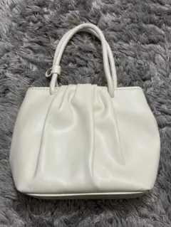 ホワイト ハンドバッグ ミニバッグ
