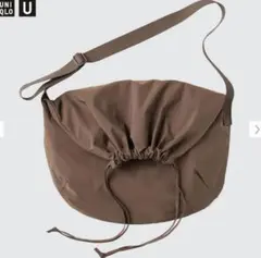 【未使用品】ユニクロ　ドローストリングショルダーバッグ　ブラウン