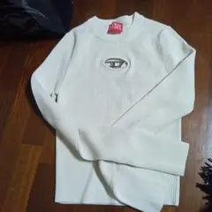 DIESEL ホワイト 長袖ニット中古