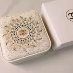 CHANEL ジュエリーボックス ホワイトノベルティ