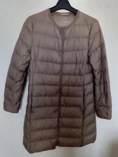 【美品】ユニクロ　ウルトラライトダウンコート　ベージュ　Мサイズ