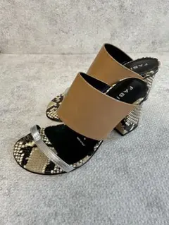 極美品 FABIO RUSCONI サンダル 36 イタリア製 レザー ミュール