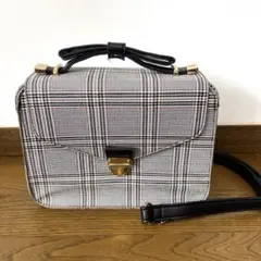 [メルカリ市価格]チェック柄 2way ショルダーバッグ リボンのサムネイル