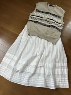 タックティアードスカート
