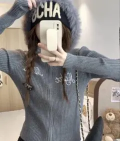 Vipoa フード付きロゴジップニット