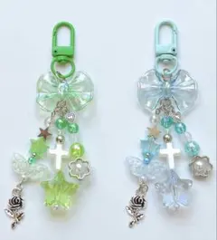 ビーズキーホルダー コレクトブック 緑水色 韓国y2kリボン星薔薇2点