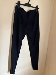 セオリーリュクス ストレッチ テーパードパンツ ブラック サイズ38