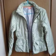 最終値引き！プーマ　ウインドブレーカー