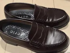 新品 クラークス ネイビー スエード ツイストデザイン ローファー 