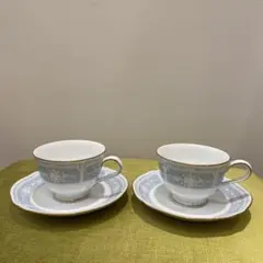 青と白の花柄 ティーカップとソーサーセット