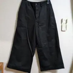 UNIQLO ブラック ワイドパンツ 67cm