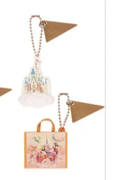 カプセルトイ②シンデレラ城とショッピングバッグの二つセット。40周年カプセルトイ