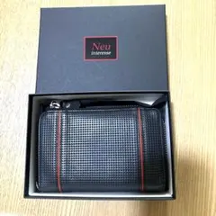 Neu interesse ノイ インテレッセ 二つ折り財布 ブラック×レッドのサムネイル