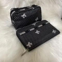 LeSportsac ドット柄リボン長財布　メイクポーチのサムネイル