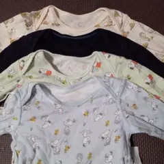 ユニクロ　ボディスーツ　90