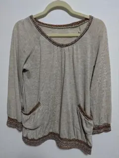 ベージュ 長袖チュニック　 ポケット付き　アジアン　フリーサイズ