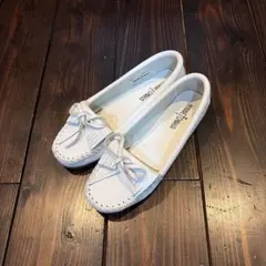 Item thumbnail for item e691de98-a4e9-46d7-873e-450823671744