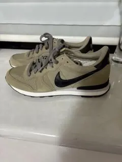 Nike Internationalist スエード ベージュ✖️ブラック