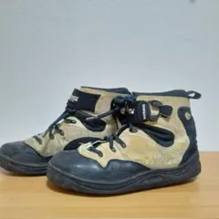 Item thumbnail for item 9b9c83c3-9fbe-4c5d-adf2-d1ca10b6e47e