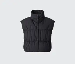 新品未使用 UNIQLO C ダウンクロップドベスト ブラック Sサイズ UNIQLO - UNIQLO Cユニクロシー ダウンクロップドベスト黒Sの通販 by
