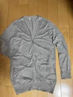グレー カーディガン 長袖 Vネック試着のみ