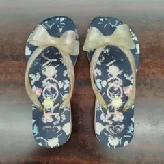 キッズ用花柄サンダル リボン付き