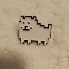 犬のキャラクターピンバッジ　アンダーテイル