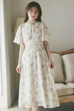 トッコクローゼットフラワープリント✕フラワー刺繍フレアスリーブワンピース　M