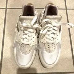 NIKE エアハラチ