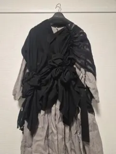 タオ　立体モチーフ付きロングベスト