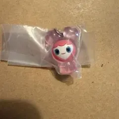 TWICE めじるしチャーム モモ