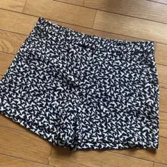 新品＊ZARA BASIC＊ツバメ柄ショートパンツ＊Mサイズ＊紺×白