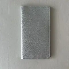 シルバー　皮　カードケース